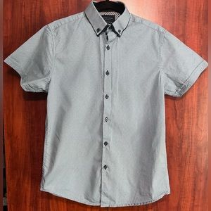 Diamond patter button up